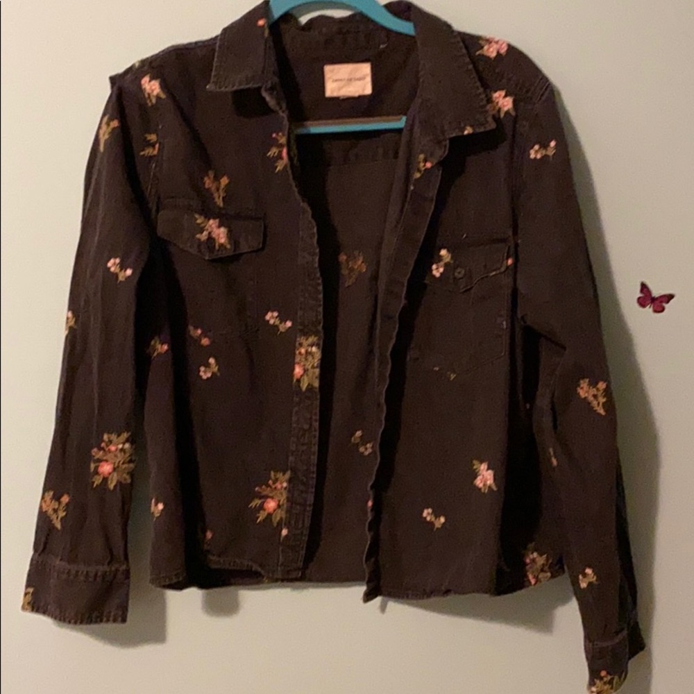AE Embroidered Top